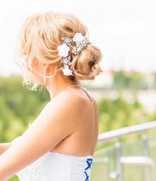 wedding-hairstyle-view-from-the-back-pthkcfg.jpg