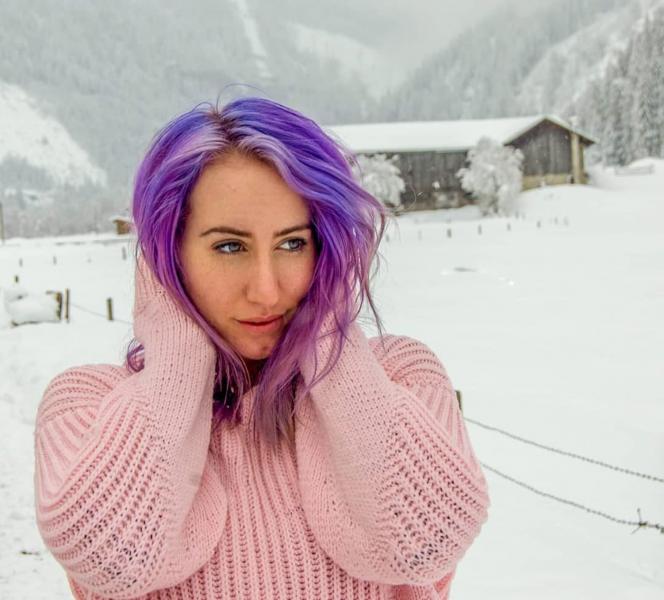 portrait-pink-winter-snow-girl-mountains-sweater-snowy-landscape-happy-girl-purple-hair-t20-llzzwb.jpg