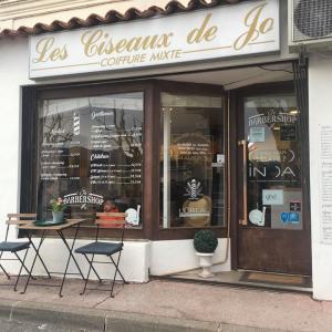 Photos de Les ciseaux de jo fournies par le propriétaire