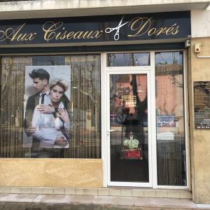 Photos de Aux ciseaux dorés fournies par le propriétaire