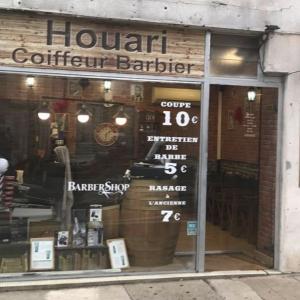 Photos de Salon de coiffure houari soumises par les membres 
