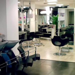 Photos de Salon vincent coiffure soumises par les membres 