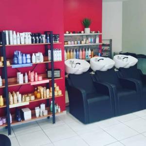 Photos de Au salon de cindy soumises par les membres 