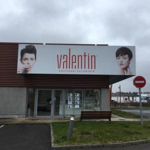 Photos de Valentin coiffure soumises par les membres 