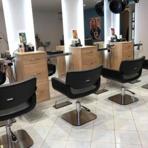Photos de Karine coiffure soumises par les membres 
