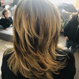 Photos de Coiffure le mineur emilie soumises par les membres 