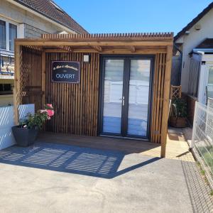 Photos de Le bar a moustache soumises par les membres 