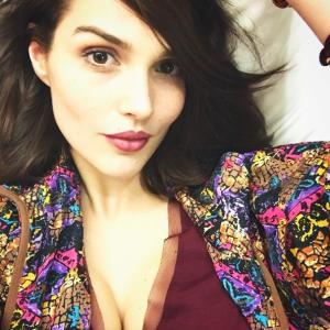 Camille Lou coloration brune