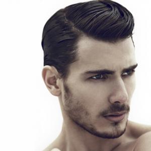 coupe homme gominée