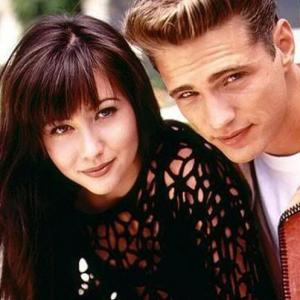 Shannen Doherty se rase la tête