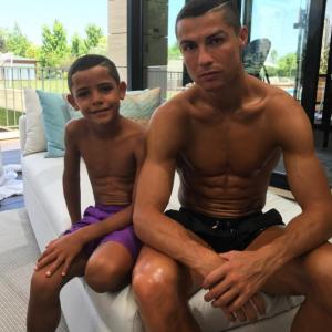 coupe de cheveux cristiano junior cr7