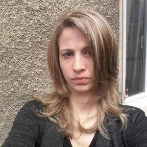 Mèches blondes sur base châtain gagnante jeu concours UnBonCoiffeur