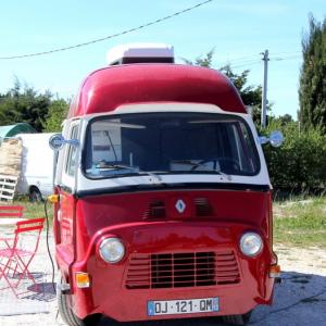camionnette salon de coiffure à domicile sur le Pays d'Aix