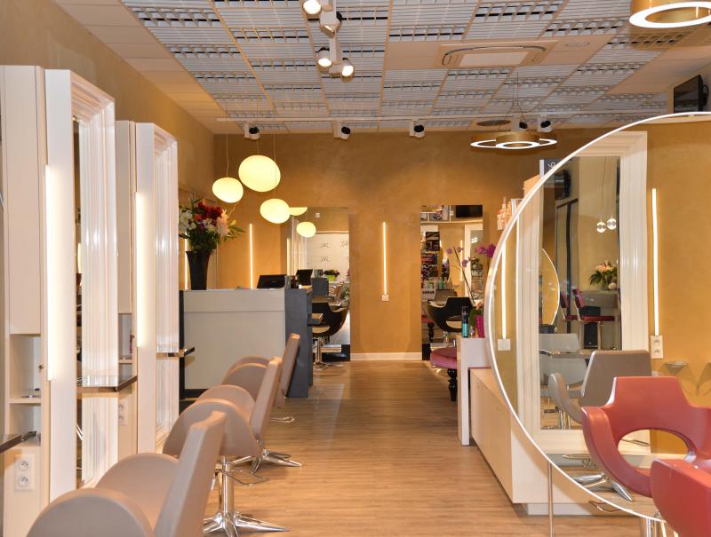 EFFET MIROIR Aix-les-bains (coiffeur à domicile) - Téléphone, rdv, avis