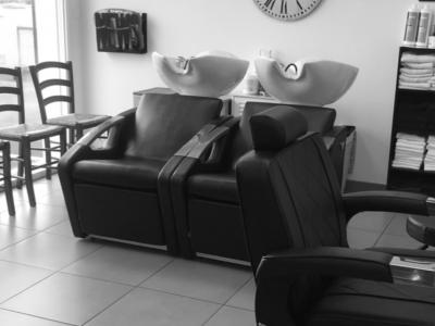 Coiffeur Mille Et N'hair voir le détail