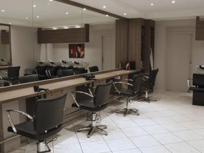 Coiffeur Laru Lionel voir le détail