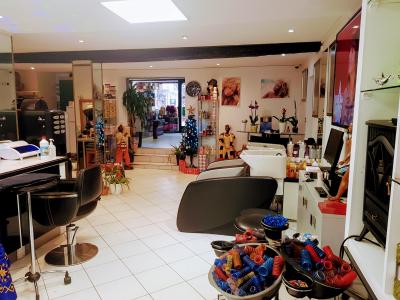 Coiffeur Salon Marie-Claire voir le détail