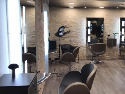 Coiffeur Salon De Coiffure Harmonie voir le détail