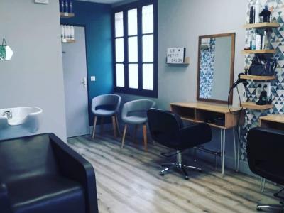 Coiffeur Le Petit Salon voir le détail