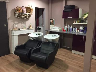 Coiffeur Inaïa voir le détail