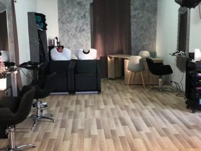 Coiffeur L'hair De Canet voir le détail