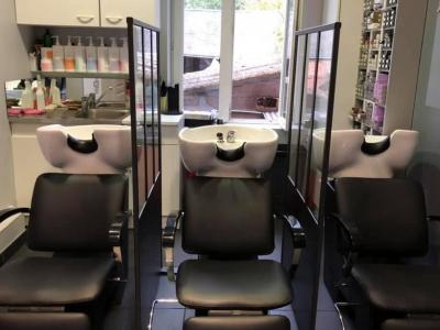 Coiffeur Un Hair De Ville voir le détail