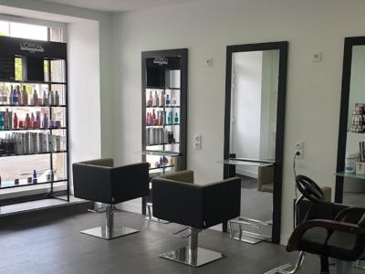 Coiffeur Les Ciseaux De Nolwenn voir le détail