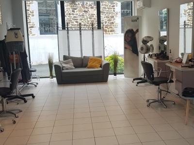 Coiffeur Le Salon De Laura voir le détail