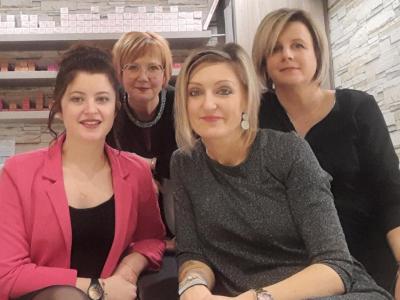 Coiffeur Belle En Couleurs voir le détail