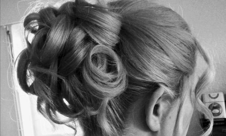 Coiffeur Color And Co Le coteau