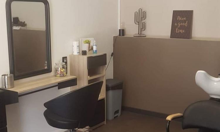 Coiffeur Chez Le Coiffeur  Jfj Peyrestortes