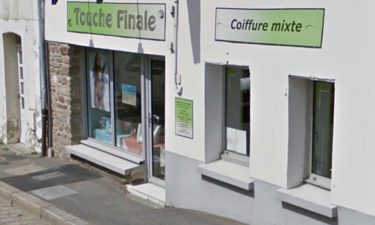 Coiffeur Coiffure Touche Finale Maure-de-bretagne