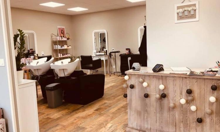 Coiffeur Les Ciseaux De Nany Corpeau