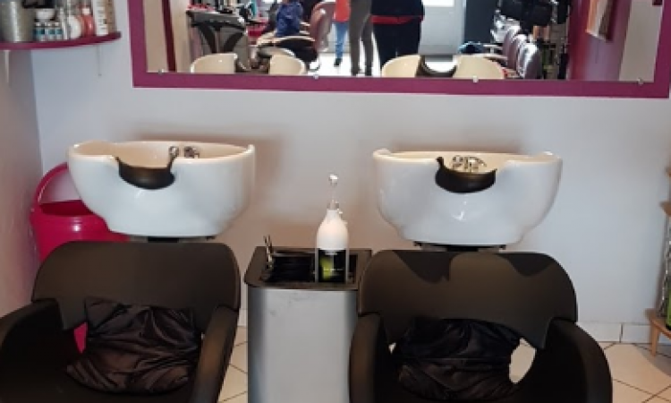 Coiffeur CELINE COIFFURE Upie