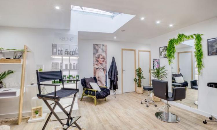 Coiffeur Mlle Coiff Le sequestre