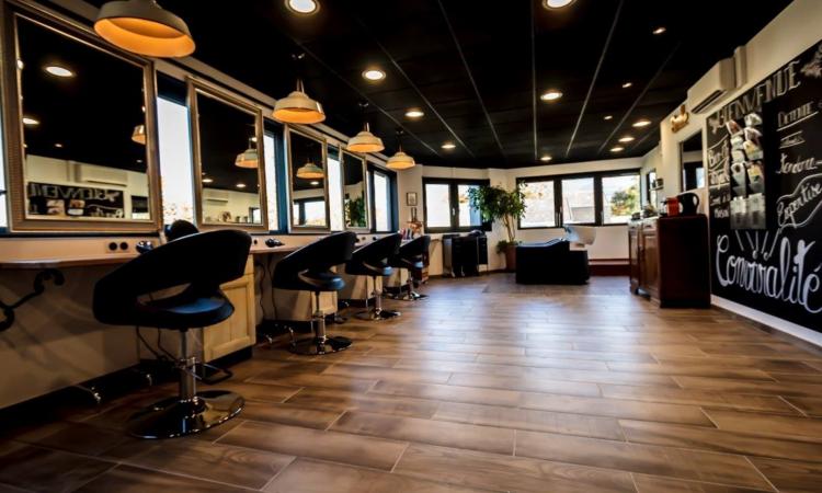 Coiffeur Salon De Coiffure L'etage (Sarl) La motte-servolex