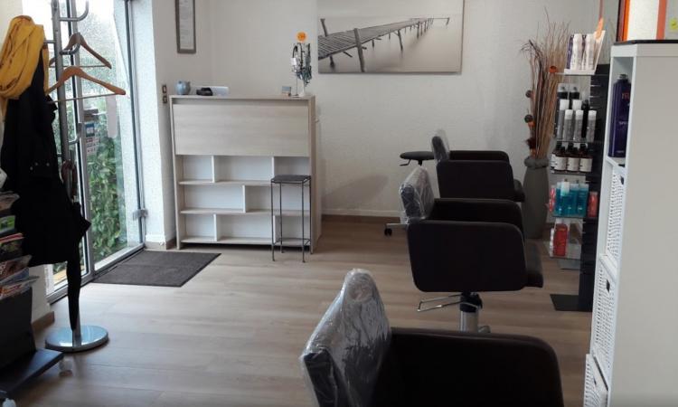 Coiffeur Crealine Naveil