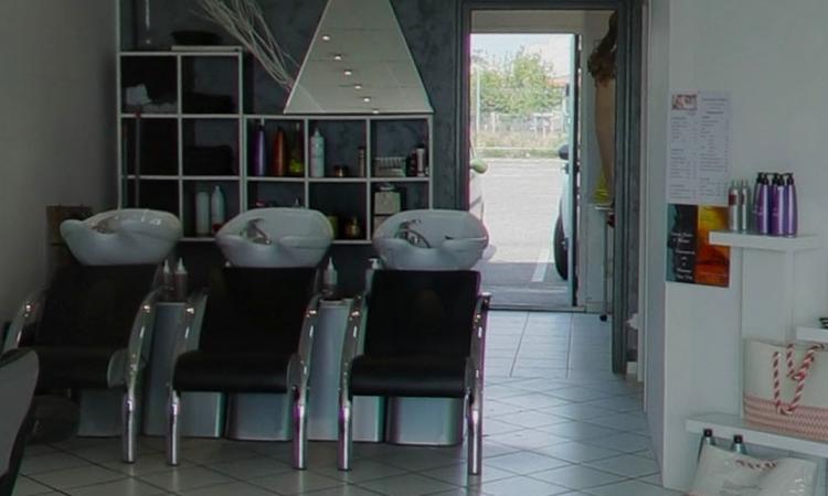 Coiffeur COIFFURE MASCULIN FEMININ LE B Décines-charpieu