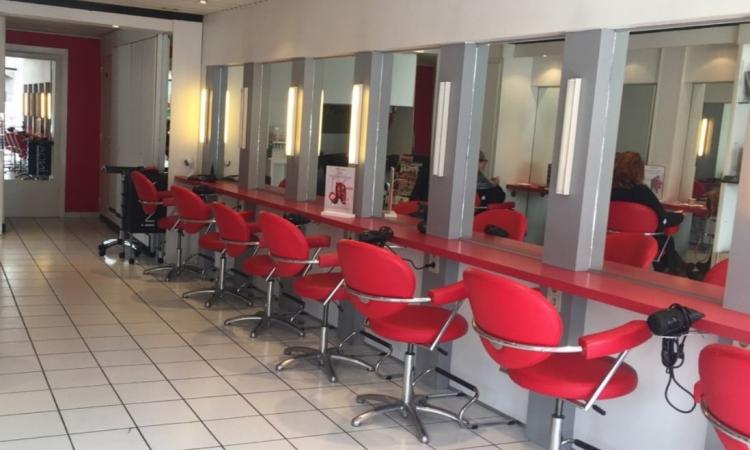 Coiffeur Shampoo La bassée