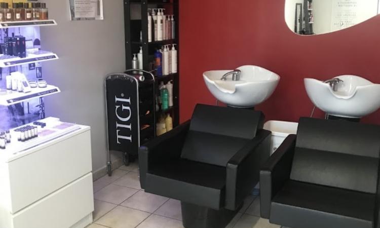 Coiffeur Le Salon De Caro Saint-julien-de-cassagnas
