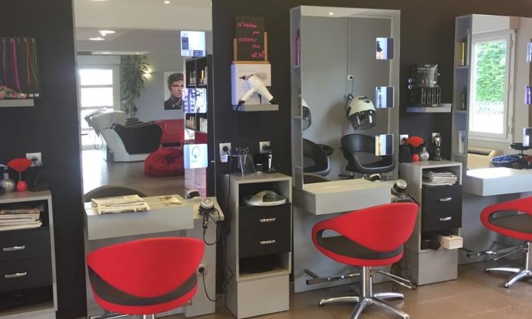 Coiffeur Coiffure Tête en l'Hair Uzein