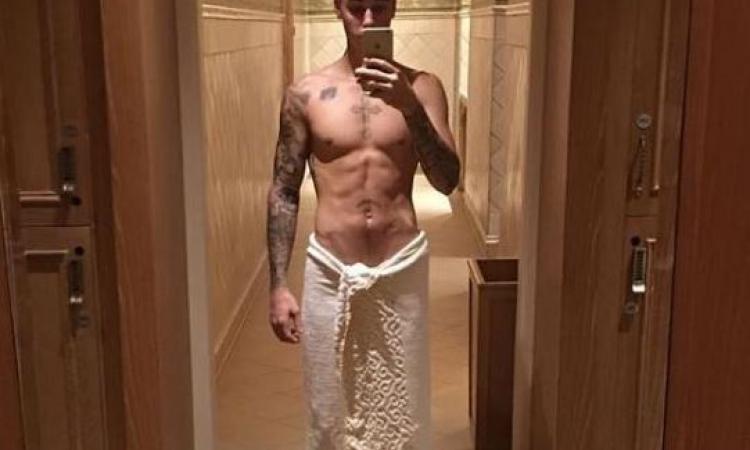 justin bieber cheveux violets