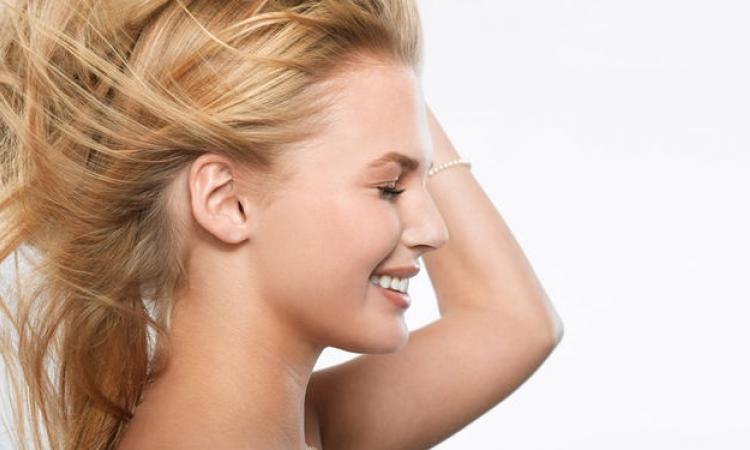 pierre d'alun cheveux