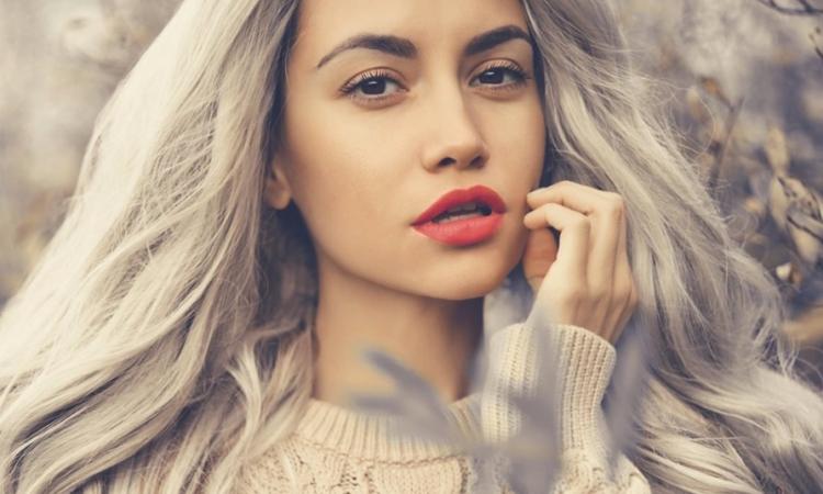 couleur cheveux en blanc