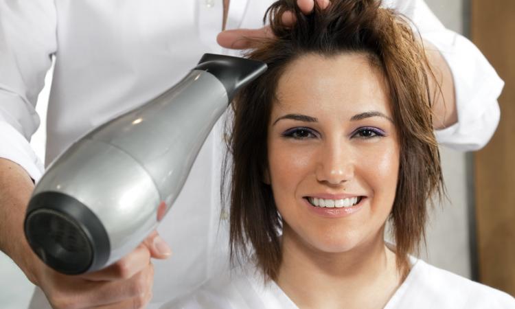 parfumer ses cheveux