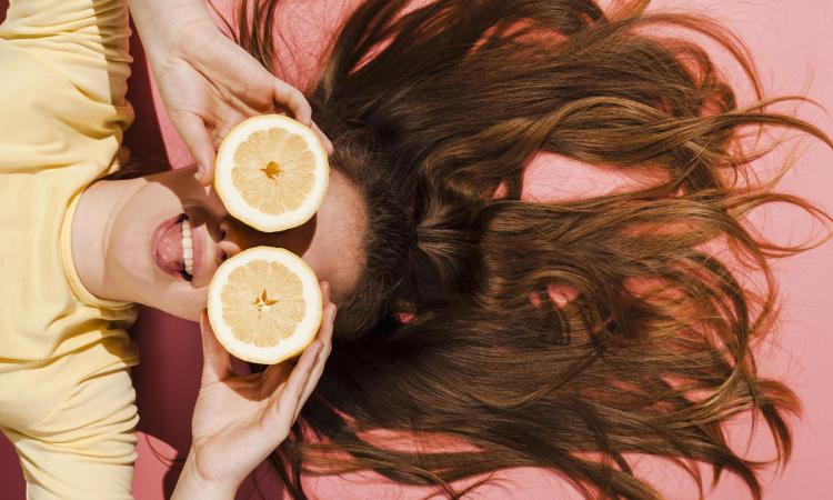 La relation entre l'alimentation et la santé de vos cheveux
