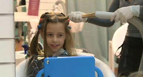 Les poux sur nos petites têtes passent à l'aspirateur