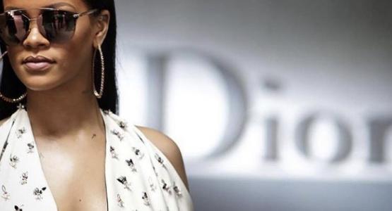 rihanna avec des dreadlocks