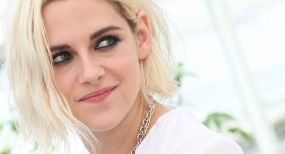 Coloration blond platine jaune kristen stewart