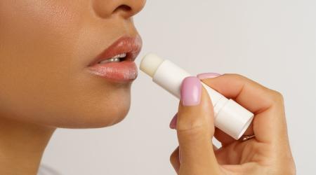 Faites votre propre baume à lèvres naturel à la maison